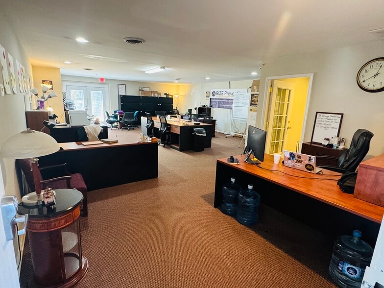 More Photos Of 3104 Grandview Dr, Simpsonville Office For Lease