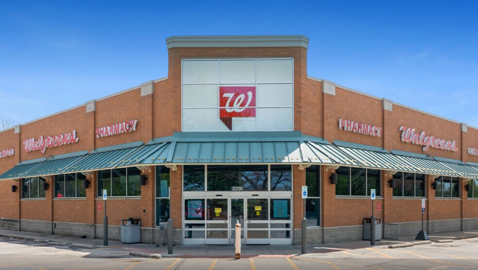 Primary Photo Of 3200 SW State Route 7, Blue Springs Drugstore For Sale