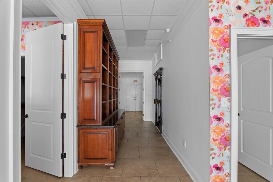 More Photos Of 208 Broad St, Wrens Storefront Retail Office For Sale