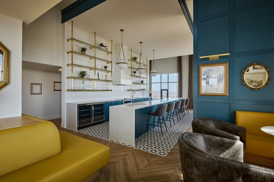 More Photos Of 1700 Blanshard St, Victoria Apartments For Lease