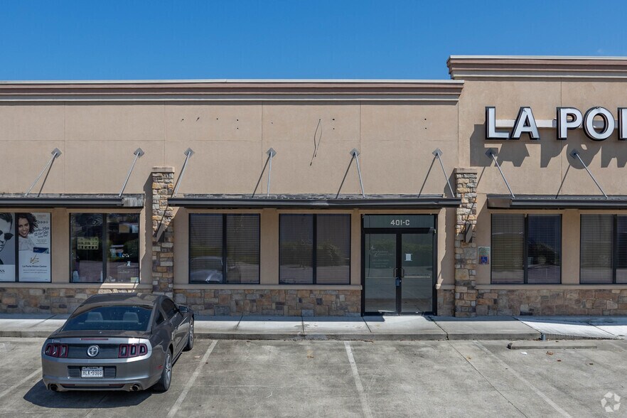 More Photos Of 401 W Fairmont Pky, La Porte General Retail For Sale