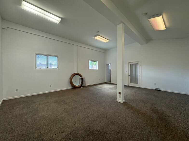 More Photos Of 13 E Catherine St, Nyack Loft Creative Space For Lease