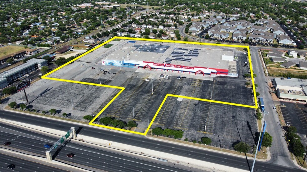 More Photos Of 2015 SW Loop 410, San Antonio Freestanding For Sale