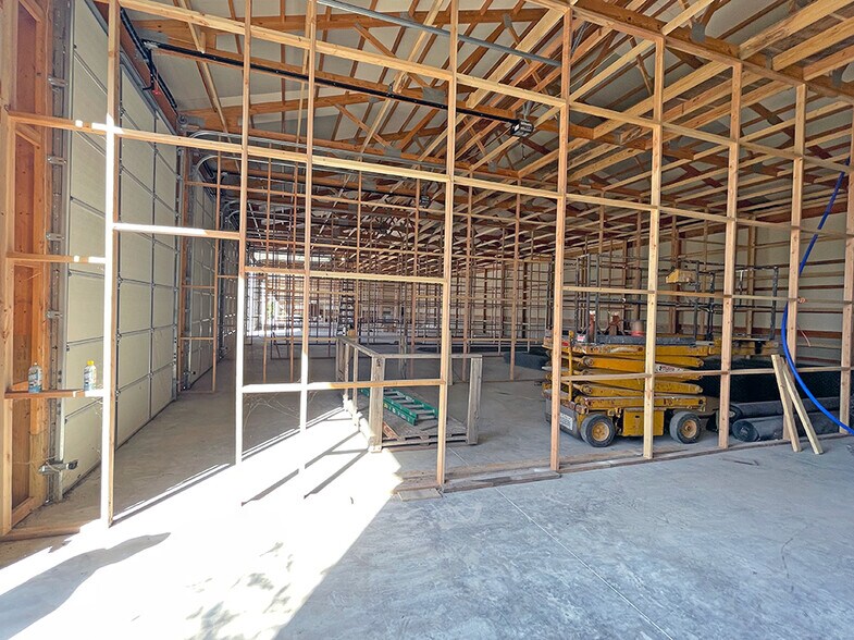 More Photos Of 5400 Old Alton Rd, Granite City Industrial For Sale