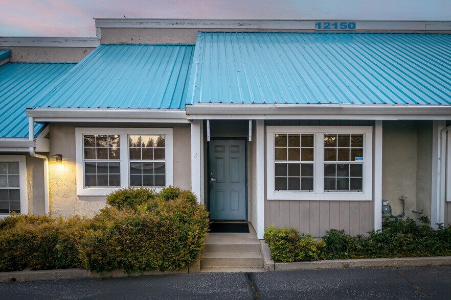 Primary Photo Of 12150 Charles Dr, Grass Valley Warehouse For Sale