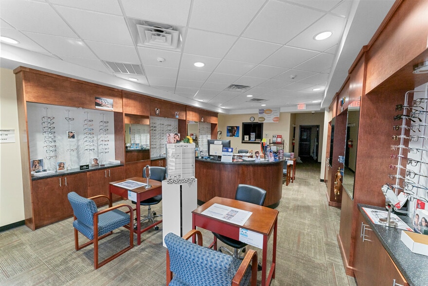 More Photos Of 175 W Railroad St, Pembroke Storefront For Lease