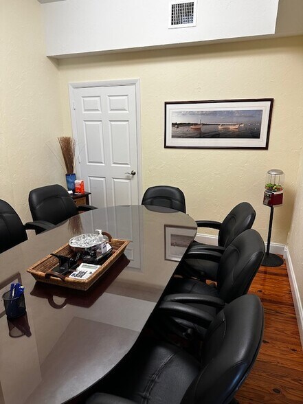 More Photos Of 103 NE 4th St, Fort Lauderdale Office For Sale