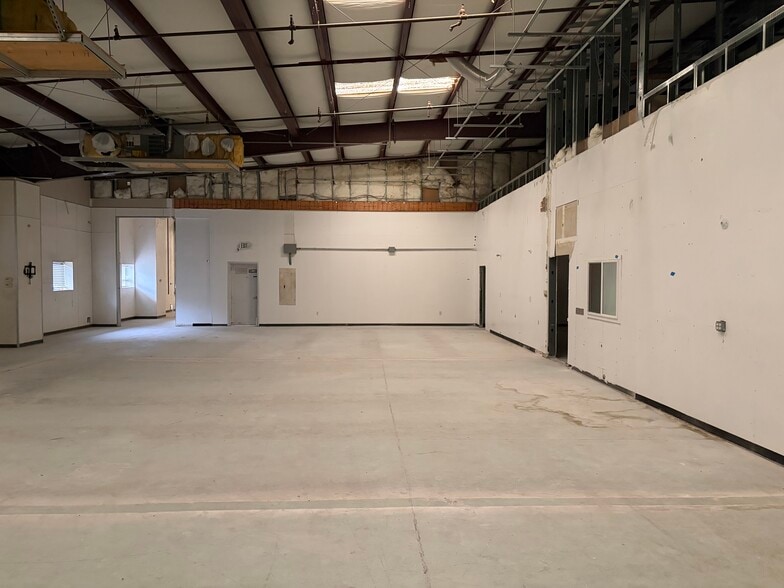 More Photos Of 565 Rossi Ct, Gilroy Warehouse For Sale