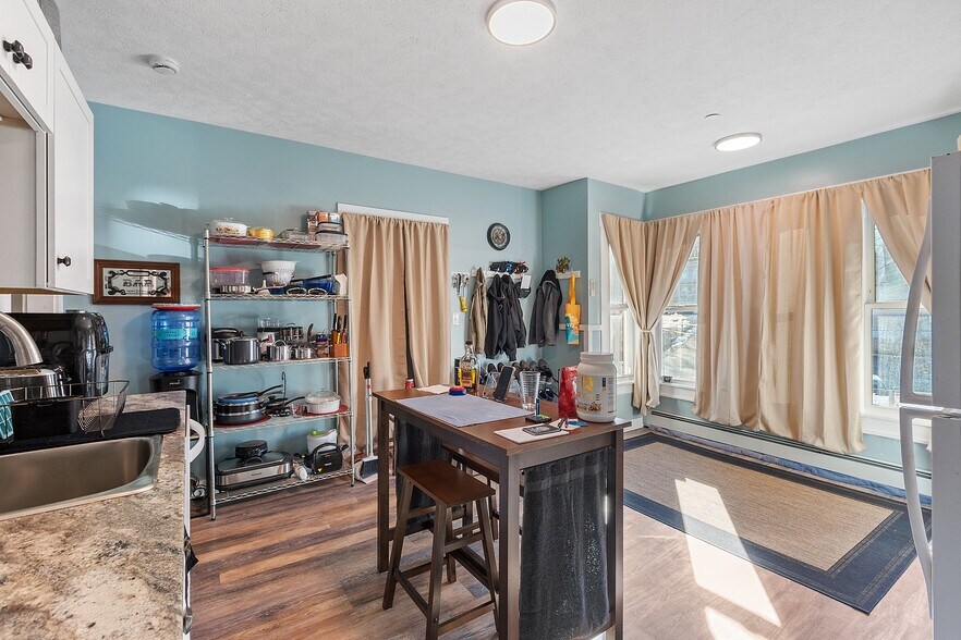 More Photos Of 122 Laurel St, Fitchburg Multifamily For Sale