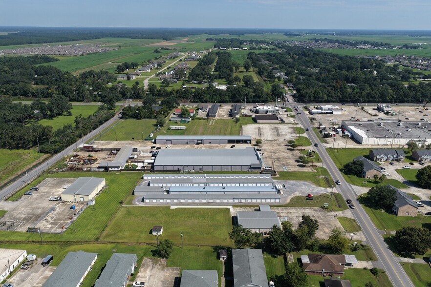 More Photos Of 2219 LA-3185, Thibodaux Specialty For Sale