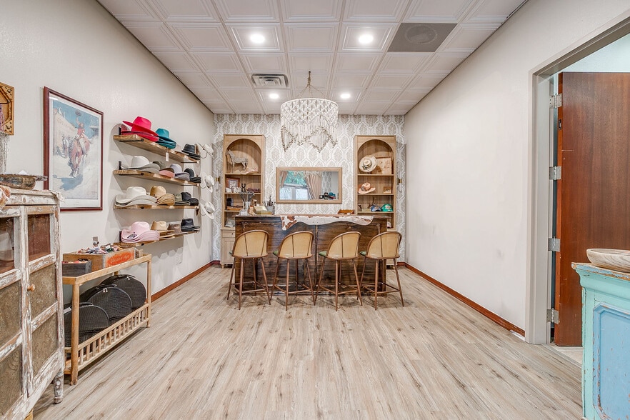 Primary Photo Of 914 N Sylvania Ave, Fort Worth Medical For Lease