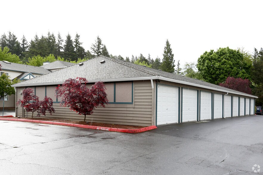 More Photos Of 805 NE Kane Dr, Gresham Apartments For Sale