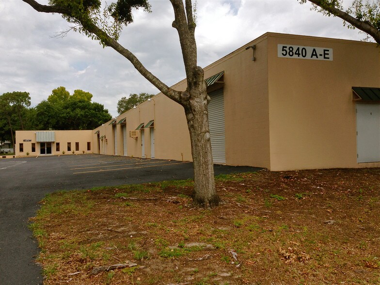 More Photos Of 5840 Ulmerton Rd, Clearwater Manufacturing For Lease