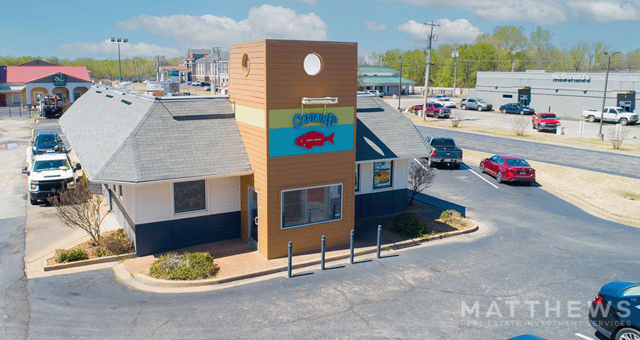 Primary Photo Of 875 Highway 51 N, Covington Fast Food For Lease