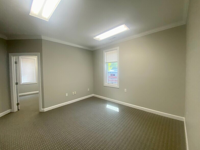 More Photos Of 140 Iowa Ln, Cary Office For Sale