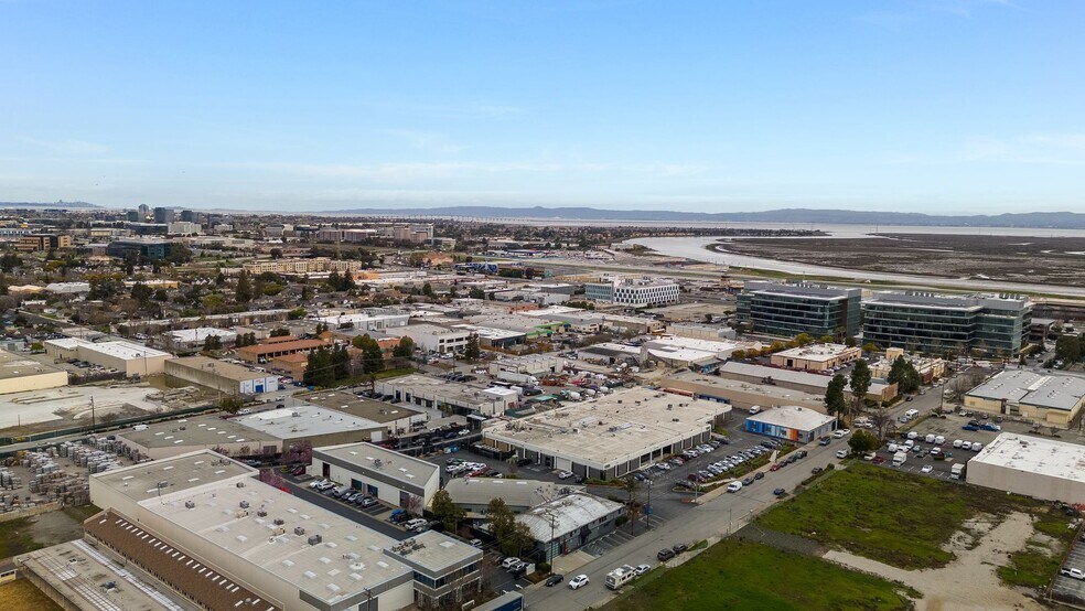 More Photos Of 1010 Commercial St, San Carlos Research And Development For Lease