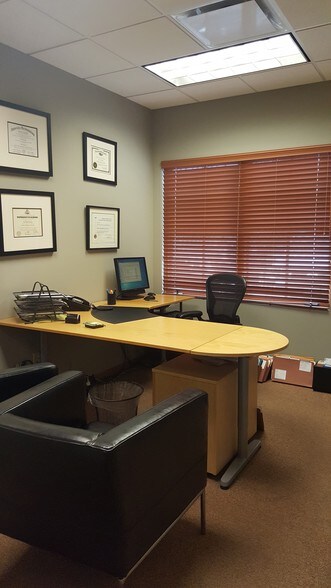 More Photos Of 18400 Maple Creek Dr, Tinley Park Medical For Sale