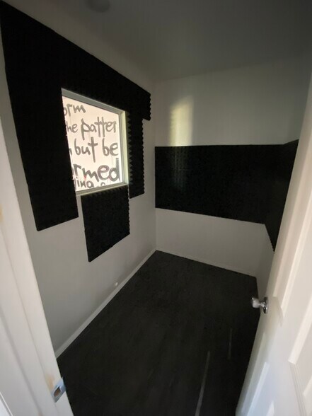 More Photos Of 12494 Montana Ave, El Paso Office For Lease