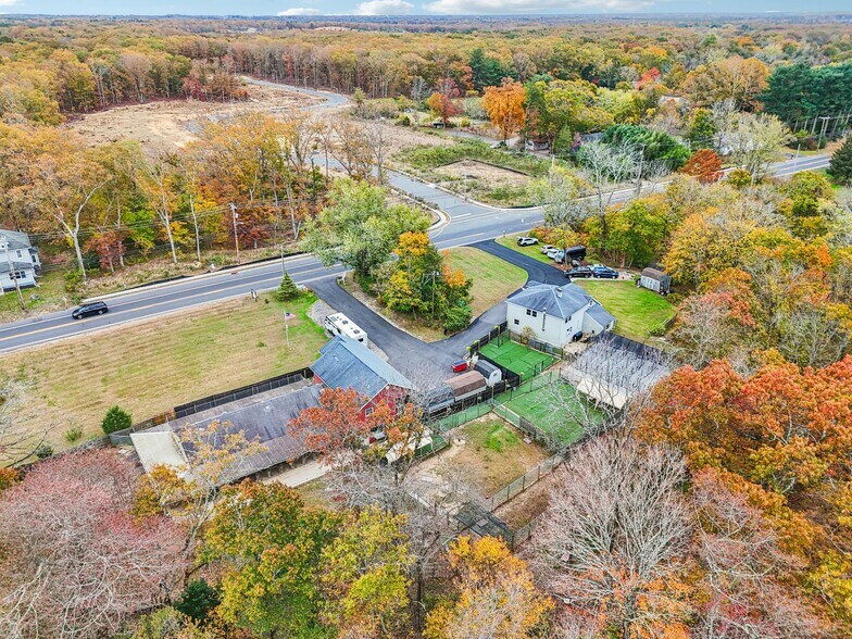 More Photos Of 170 S Hope Chapel Rd, Jackson Specialty For Sale