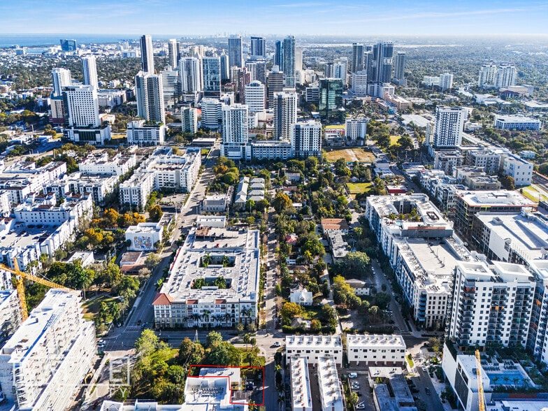 More Photos Of 612 NE 2nd Ave, Fort Lauderdale Apartments For Sale