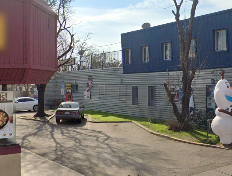 More Photos Of 524-530 E Charter Way, Stockton Storefront Retail Residential For Sale