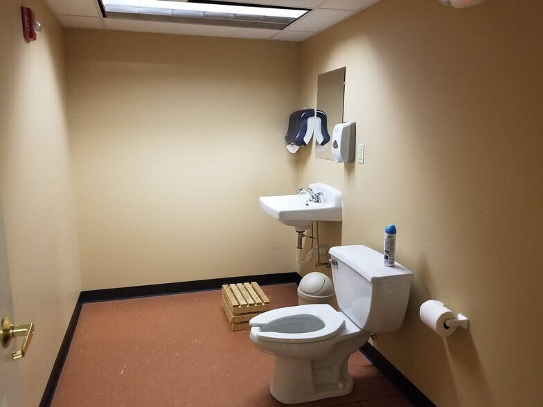 More Photos Of 5840 Goodrich Rd, Clarence Center Daycare Center For Lease