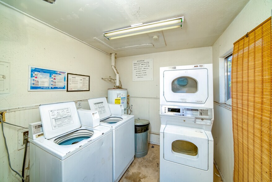 More Photos Of 2555 G St, Sparks Apartments For Sale