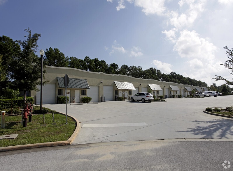 More Photos Of 400 Countyline Ct, Winter Garden Warehouse For Lease