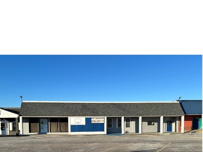 More Photos Of 11909 Augusta Rd, Lavonia General Retail For Sale