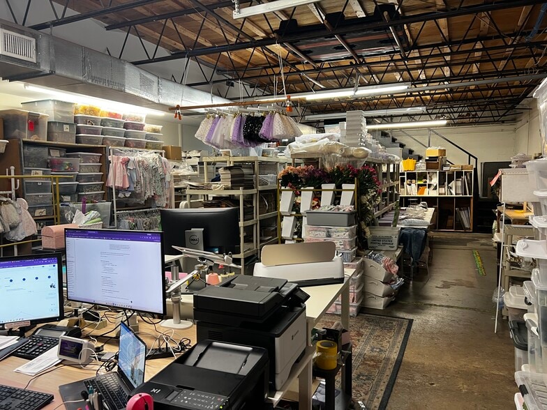 More Photos Of 3640 W Cypress St, Tampa General Retail For Lease