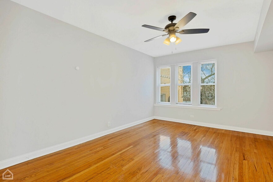 More Photos Of 7150-52 S Cornell Ave, Chicago Apartments For Sale