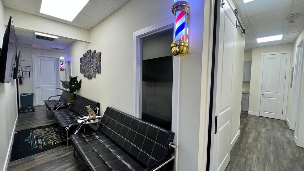 More Photos Of 3107 Elrod Rd, Katy Unknown For Lease