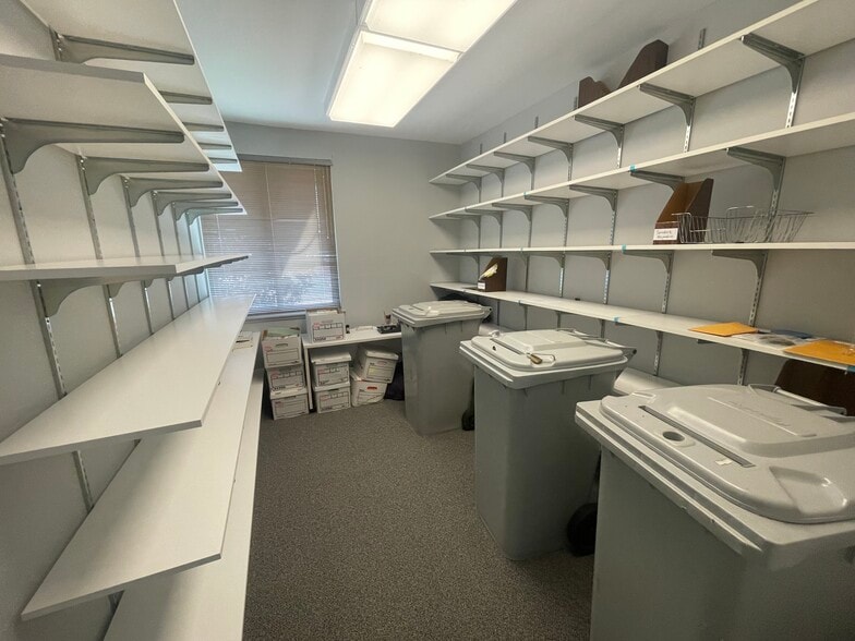 More Photos Of 13822 Beach Blvd, Westminster Office For Sale