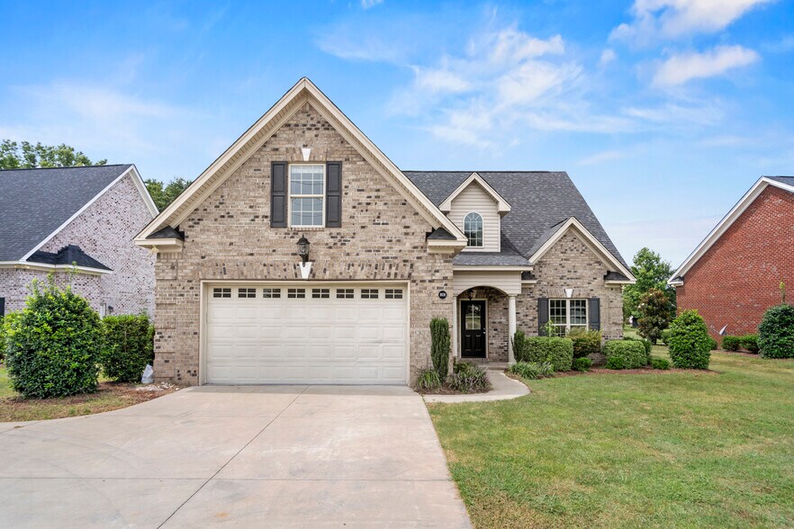 More Photos Of 1600 3rd Loop Rd, Florence Multifamily For Sale