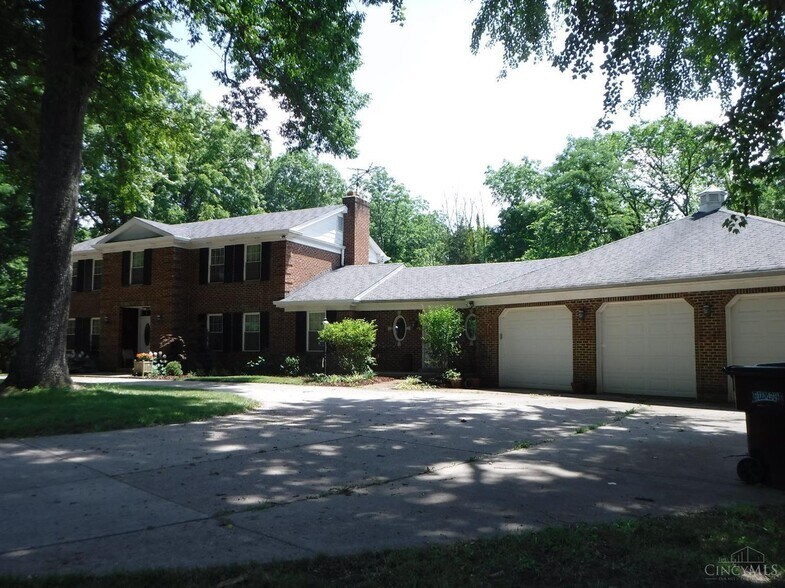 More Photos Of 1140 Weber Rd, Loveland Showroom For Sale
