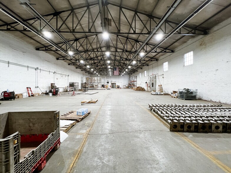 More Photos Of 1457 Coffeen, Sheridan Warehouse For Sale