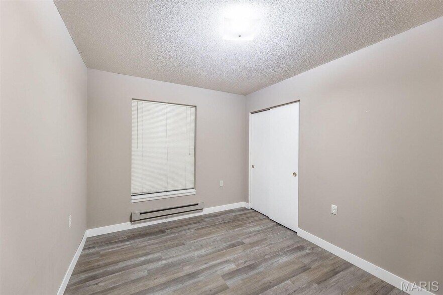 More Photos Of 2733 Holly Trl, Poplar Bluff Apartments For Sale