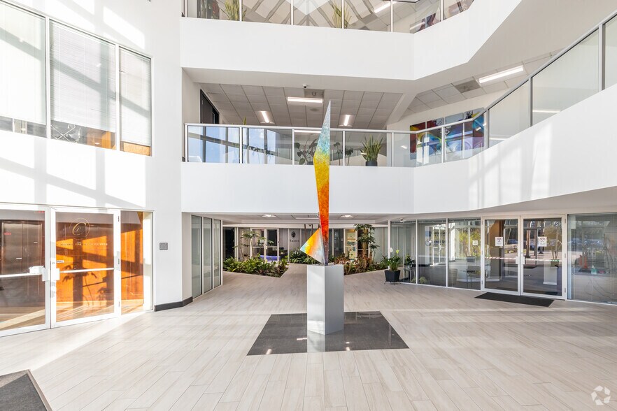 More Photos Of 560 Village Blvd, West Palm Beach Coworking Space