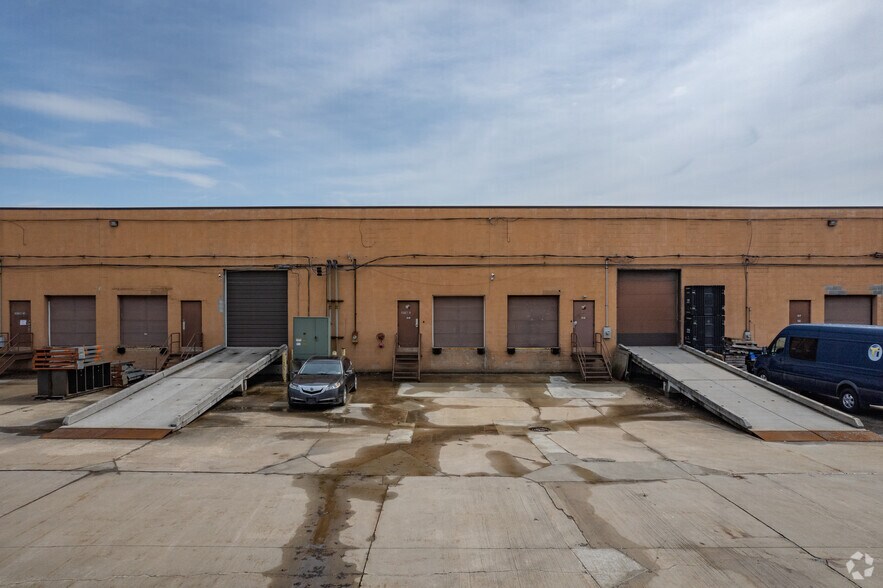 More Photos Of 29313 Clemens Rd, Westlake Light Manufacturing For Lease