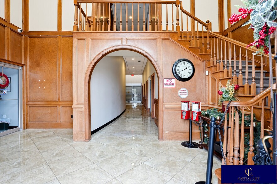 More Photos Of 10115 N Hwy 142, Covington Medical For Lease