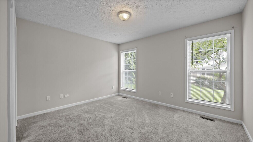 More Photos Of 624 S Williamson Ave, Elon Apartments For Sale