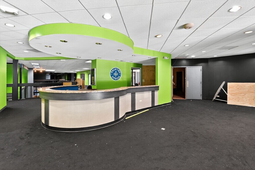 More Photos Of 1550 E Dundee Rd, Palatine Hotel For Sale