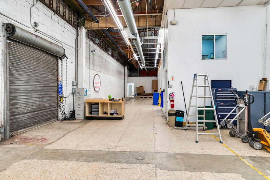 More Photos Of 728-730 S Orange Ave, West Covina Freestanding For Lease