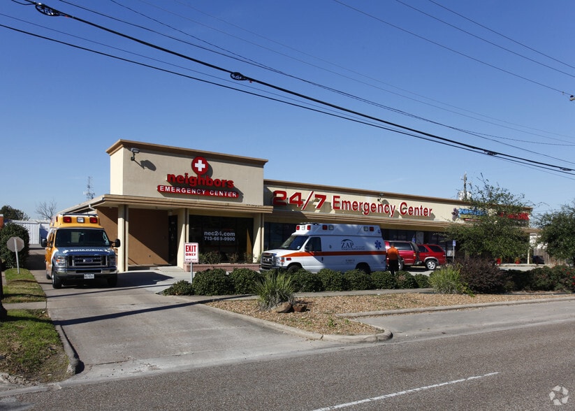 Primary Photo Of 6030 S Rice Ave, Houston Flex For Lease