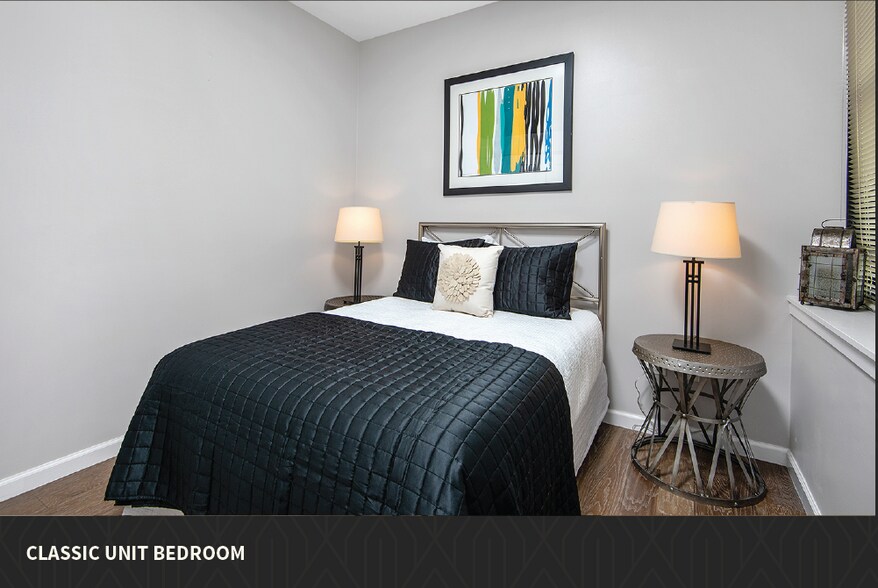 More Photos Of 182 W Lake St, Chicago Apartments For Lease