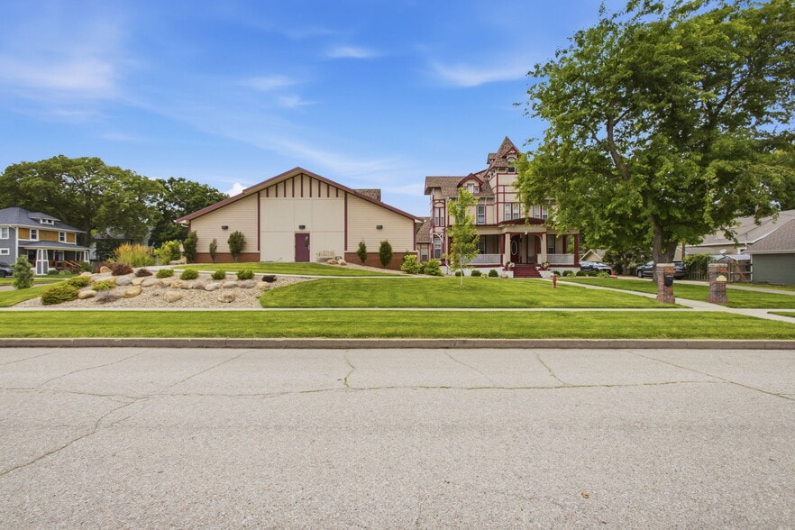 More Photos Of 915 N H St, Fremont Assisted Living For Sale