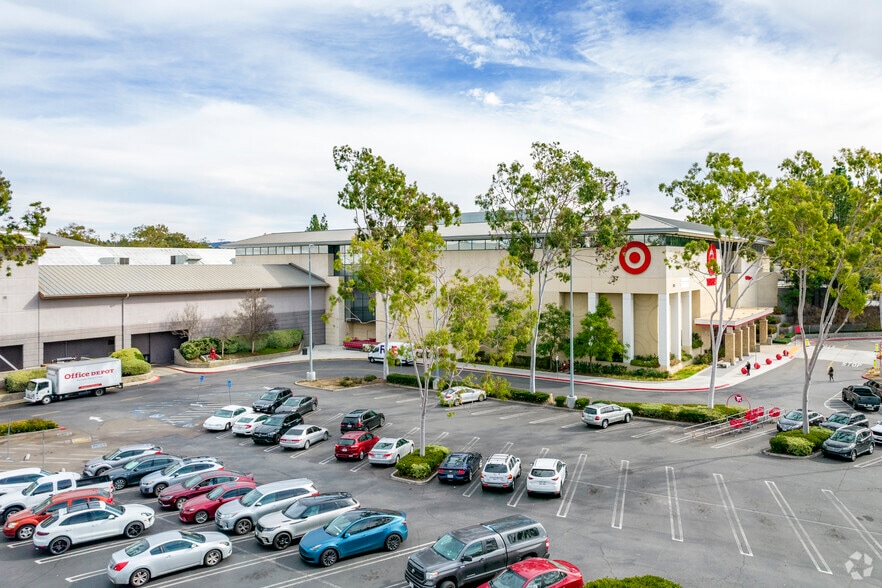 More Photos Of 200-272 E Via Rancho Pky, Escondido General Retail For Sale