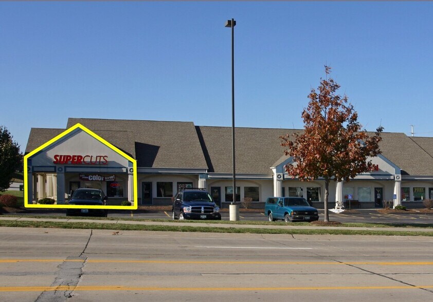 More Photos Of 1345 Triad Center Dr, Saint Peters Storefront Retail Office For Lease