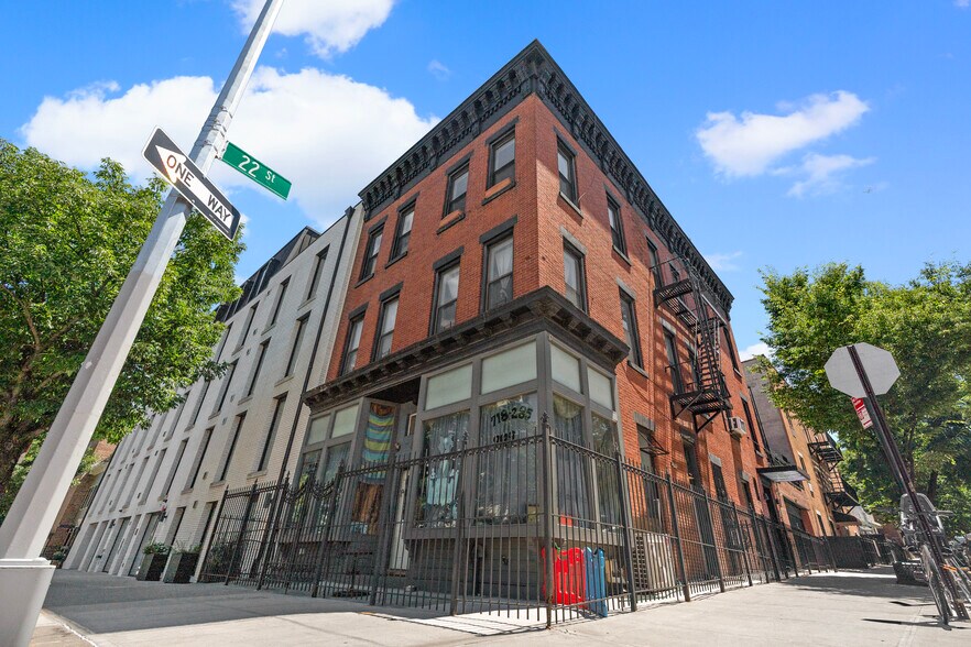 More Photos Of 723 6th Ave, Brooklyn Apartments For Sale