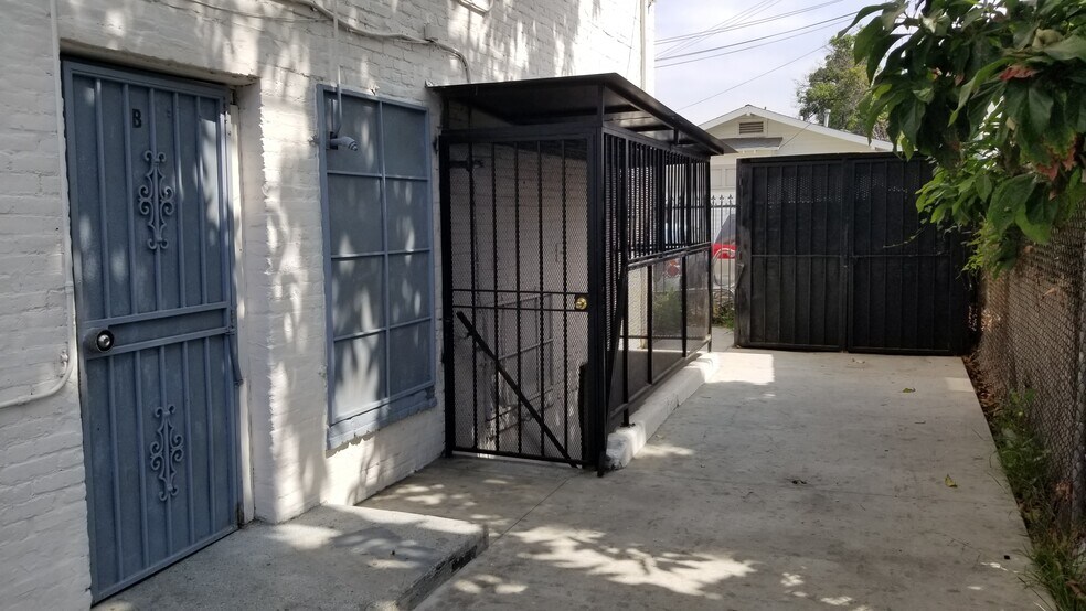 More Photos Of 1984 Park Grove Ave, Los Angeles Apartments For Sale